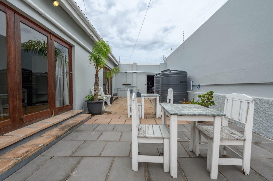 5 Bedroom Property for Sale in Mill Park Eastern Cape